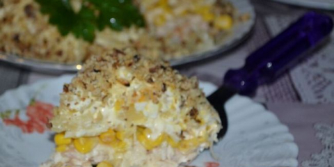 Салата с пушено пиле и ананас - 6 вкусни рецепти